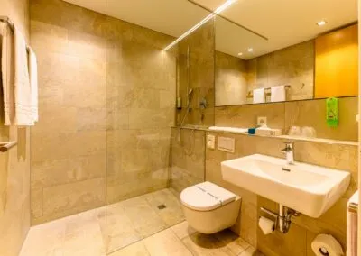 Engener Hoehe Hotel Restaurant Rastanlage Engen Hegau Hotel KDS 4980 HDR