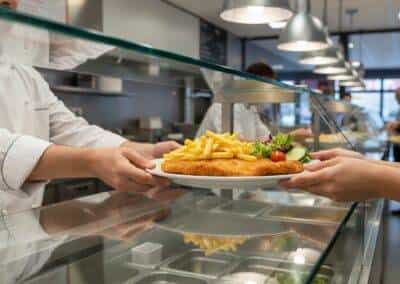 Engener Hoehe Hotel Restaurant Rastanlage Engen Hegau Raststaette Schnitzel Pommes