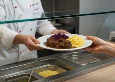 Engener Hoehe Hotel Restaurant Rastanlage Engen Hegau Raststaette Wildragout